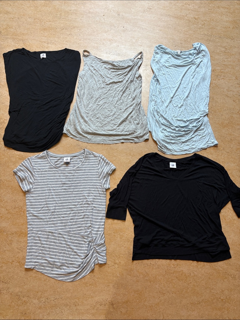 LOT of 5 CAbi Shortsleeve/Sleeveless Tops SMALL